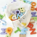 Le Toy Van Buchstaben in Segeltuchtasche