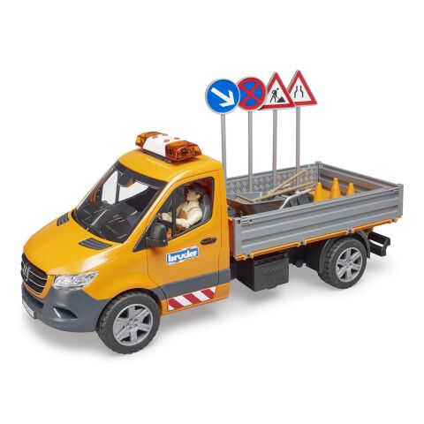 Bruder Road Maintenance Vehicle MB Sprinter mit Figur und Zubehör