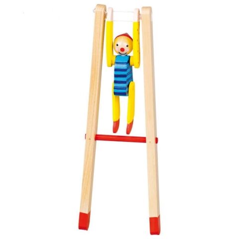 Goki Holzakrobat Clown Linoh am Reck